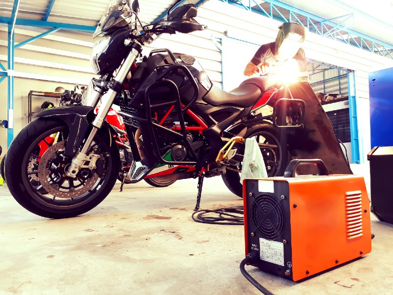 Servis motorky před zimou