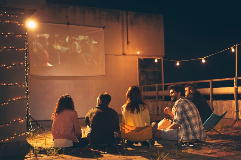 Jak vybrat televizi nebo projektor - projekce